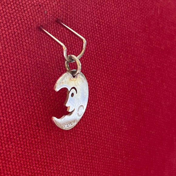 VTG Small Sterling Smiling Moon Sawed Charm - Picture 12 of 15